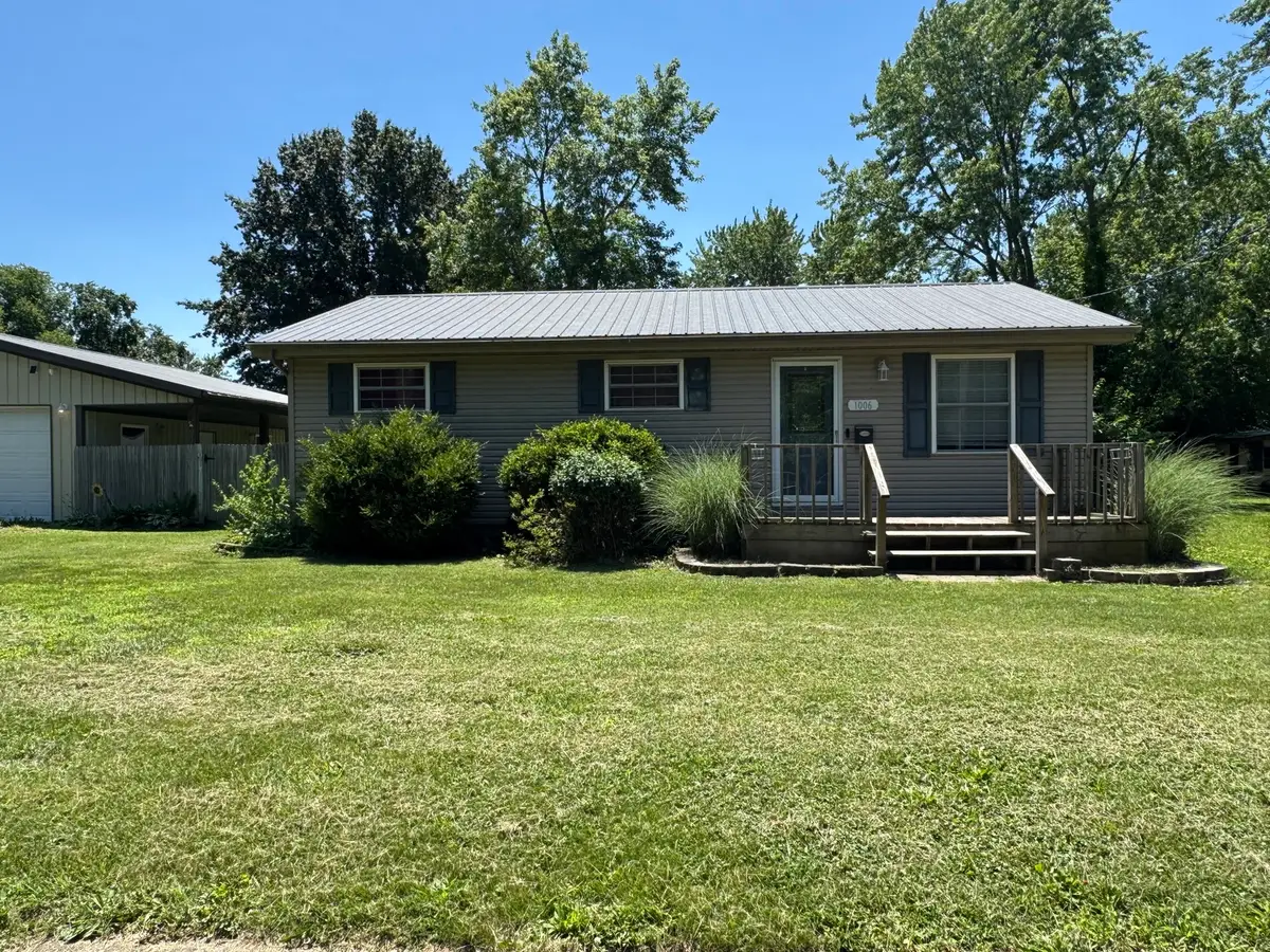 1006 Diamond Street, Benton, IL 62812 - #1