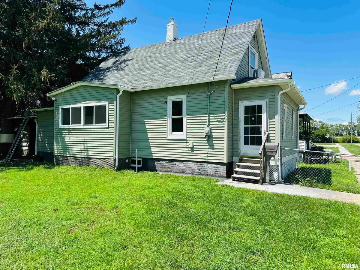 602 5th Street, Rock Island, IL 61201 - #1