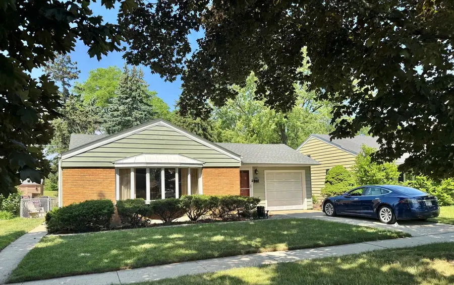 960 Alfini Drive, Des Plaines, IL 60016 - #2