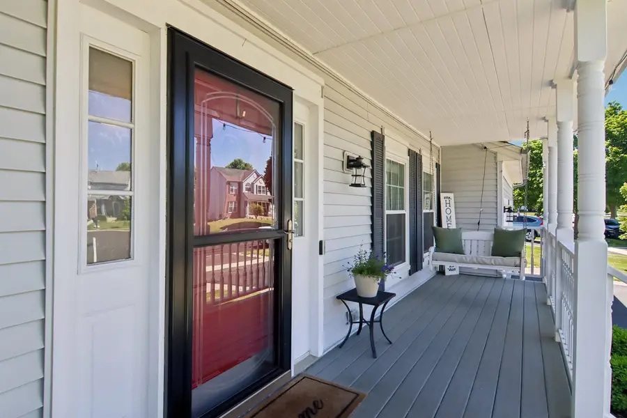 3880 Thornberry Way, Lake In The Hills, IL 60156 - #2