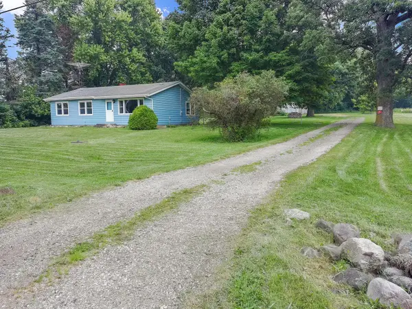 10808 Gasch Road, Harvard, IL 60033