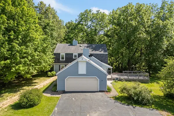 8230 217th Street N, Port Byron, IL 61275