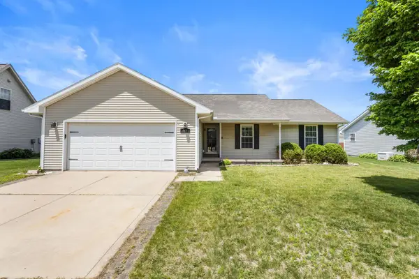 602 Wingstem Drive, St. Joseph, IL 61873
