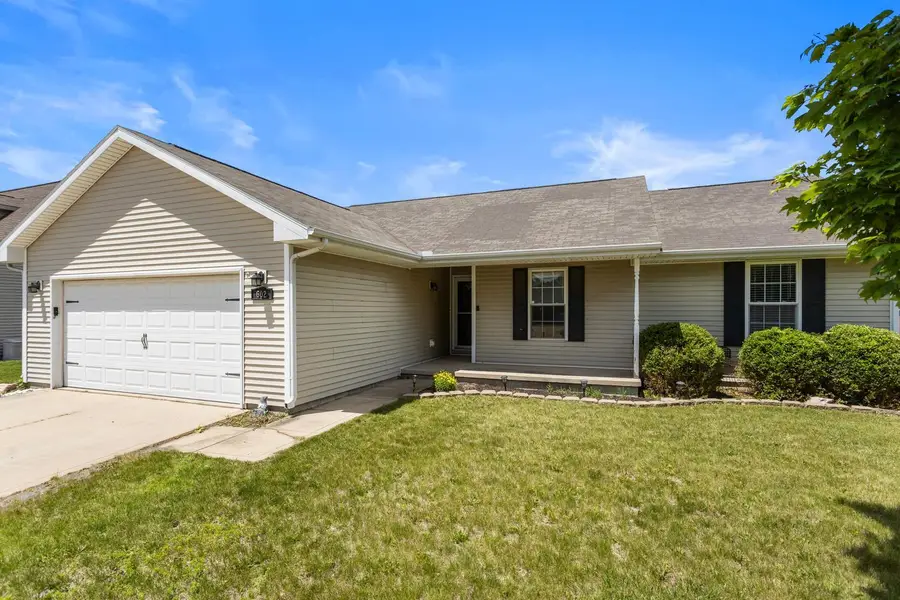 602 Wingstem Drive, Saint Joseph, IL 61873 - #2