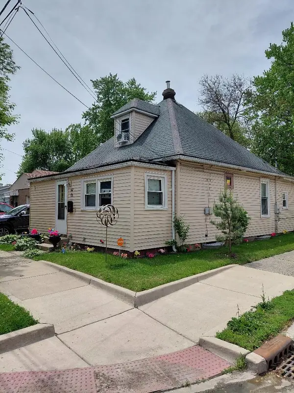 968 Lorraine Avenue, Waukegan, IL 60085