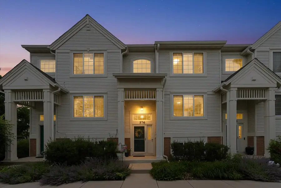 576 S Rosehall Lane, Round Lake, IL 60073 - #2