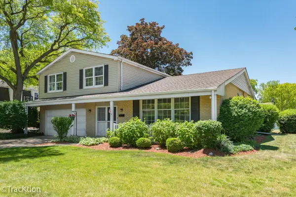 1502 S Harvard Avenue, Arlington Heights, IL 60005