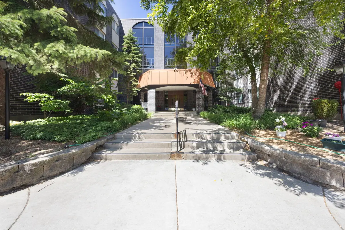 9530 Lamon Avenue #401, Skokie, IL 60077 - #1