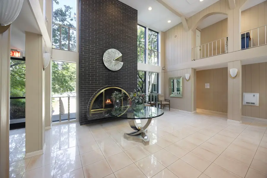 9530 Lamon Avenue #401, Skokie, IL 60077 - #3