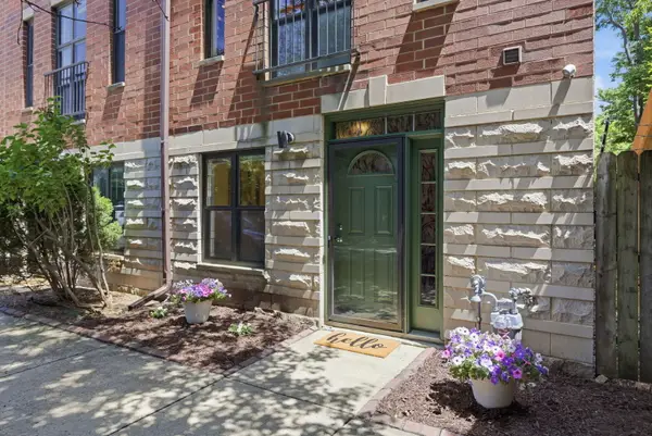 1816 N Spaulding Avenue #1, Chicago, IL 60647