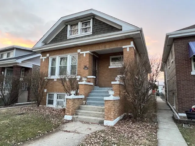2636 S Wesley Avenue, Berwyn, IL 60402 - #2