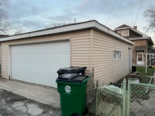 2636 S Wesley Avenue, Berwyn, IL 60402 - #3