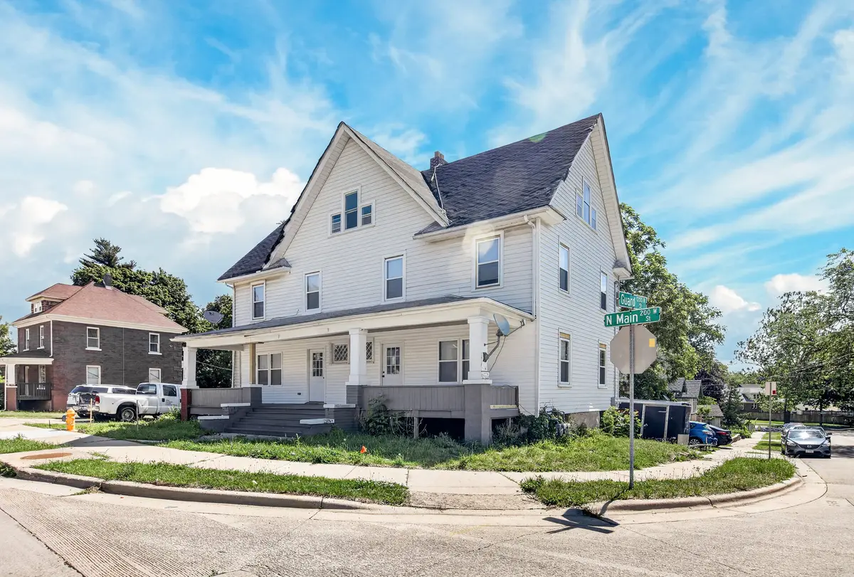 1231 N Main Street, Rockford, IL 61103 - #1