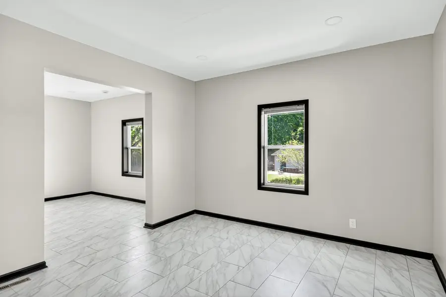 1231 N Main Street, Rockford, IL 61103 - #3
