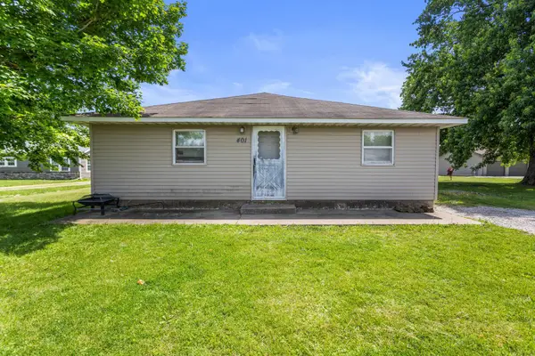 401 Woodworth Drive, Tolono, IL 61880