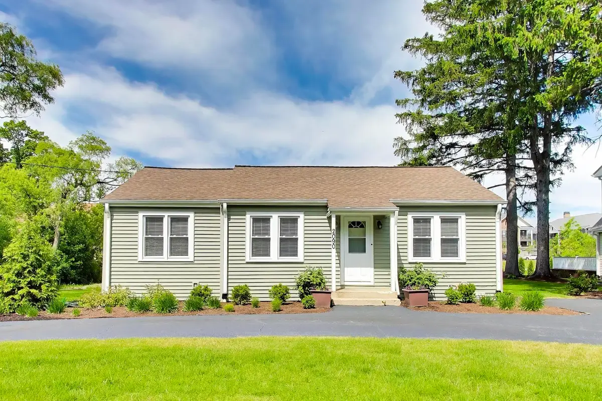 2090 Greenview Road, Northbrook, IL 60062 - #1