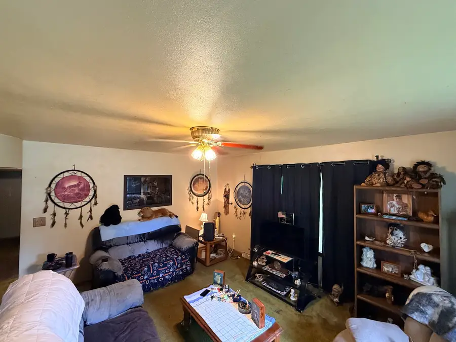 3865 Johnson Avenue, Davenport, IA 52802 - #3
