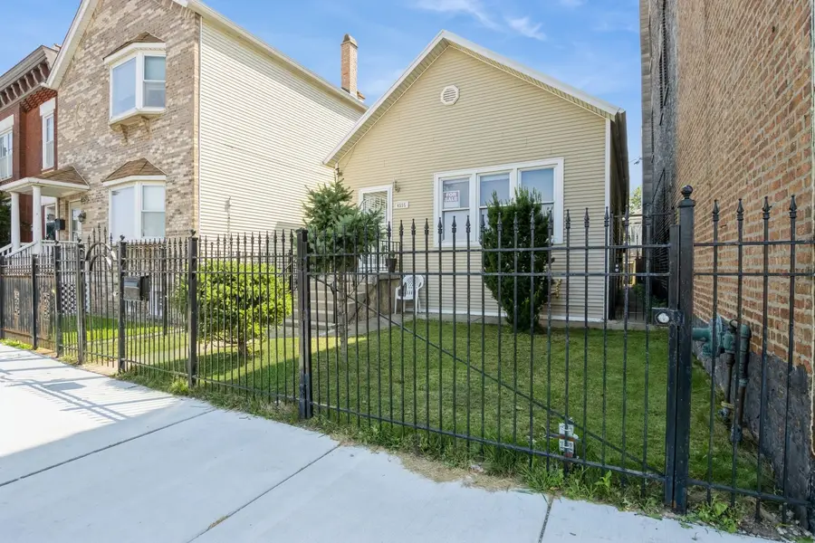 4555 S Halsted Street, Chicago, IL 60609 - #2
