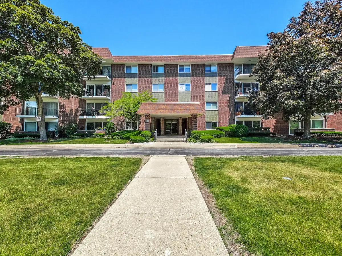 1025 S Fernandez Avenue #S-1, Arlington Heights, IL 60005 - #1