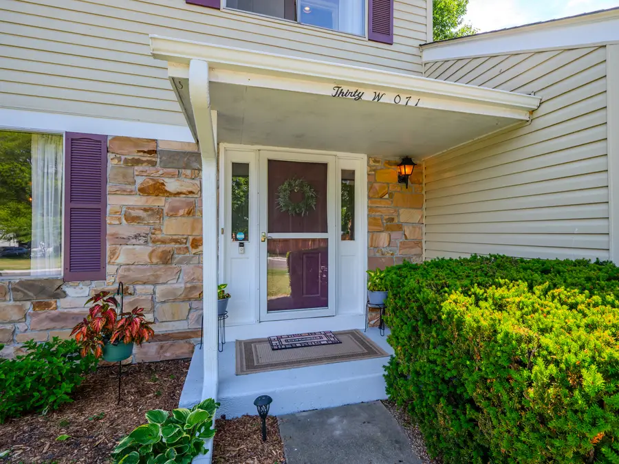 30w071 Elmwood Court, Warrenville, IL 60555 - #2