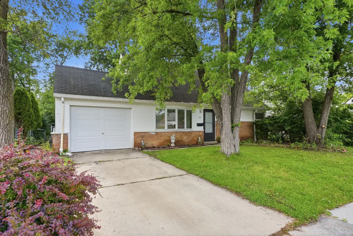 204 Washington Street, Park Forest, IL 60466 - #1