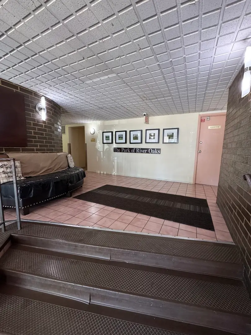 400 Park Avenue #512, Calumet City, IL 60409 - #2