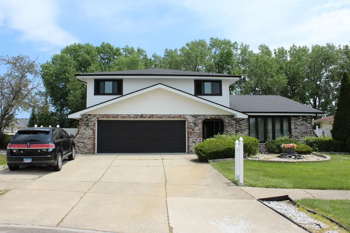 17131 Yates Street, South Holland, IL 60473 - #1