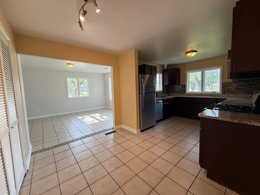916 Williams Street, Calumet City, IL 60409 - #2