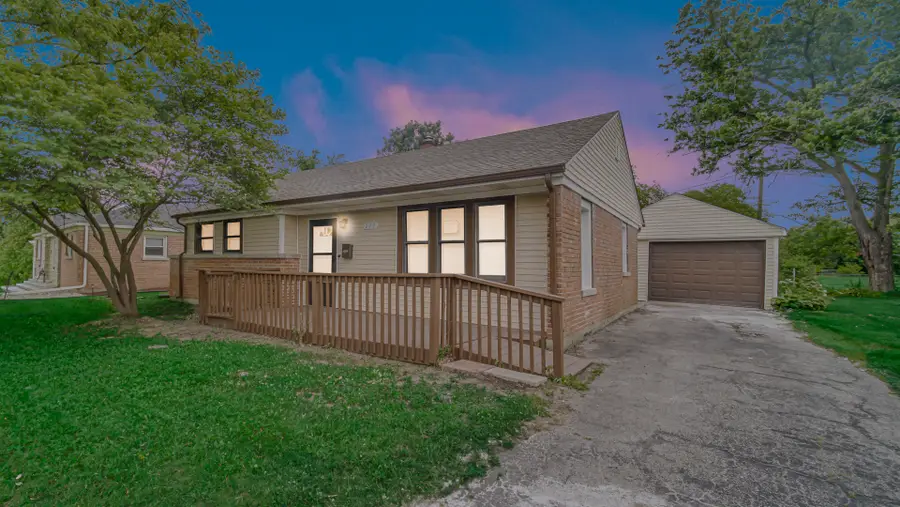 220 S Orchard Drive, Park Forest, IL 60466 - #3