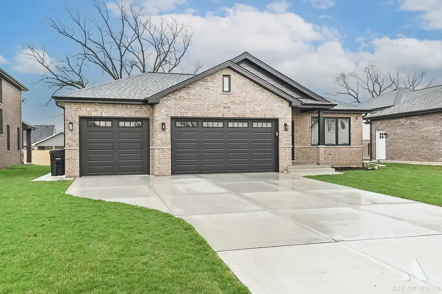 8039 S 85th Court, Justice, IL 60458 - #2