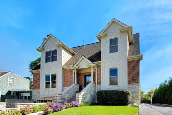 Address Withheld By Seller, Arlington Heights, IL 60005