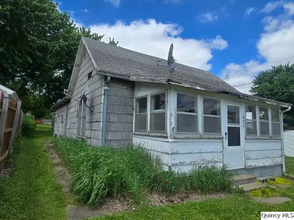 471 Cedar Street, Dallas City, IL 62330
