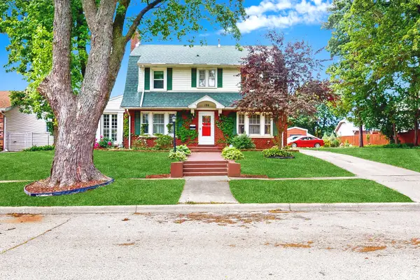 186 N Du Bois Avenue, Elgin, IL 60123