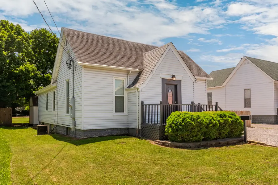 317 E Poplar Street, Du Quoin No 2, IL 62832 - #2