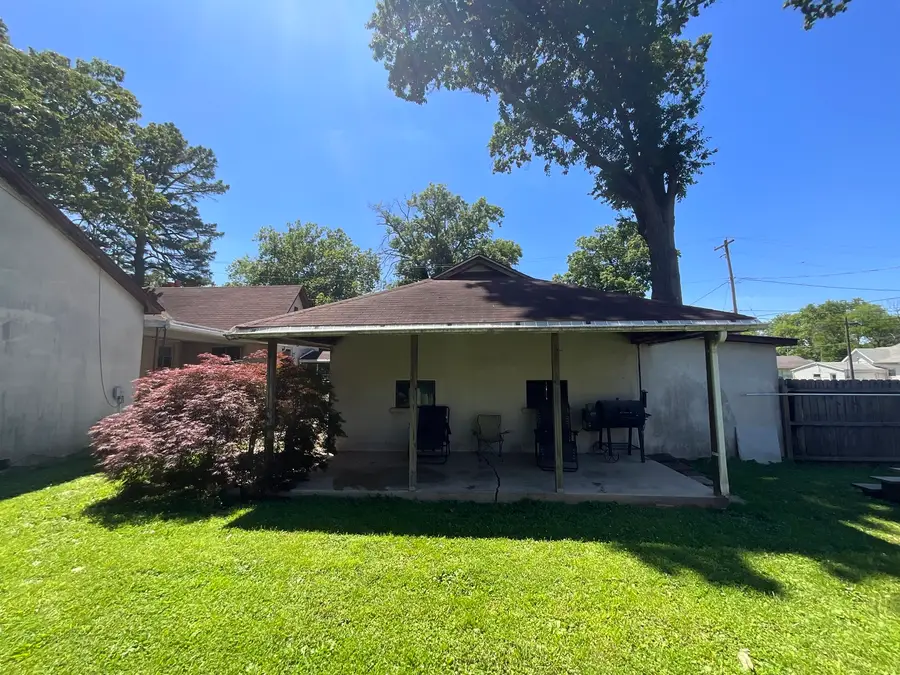 1125 S Maple Street, Centralia, IL 62801 - #2