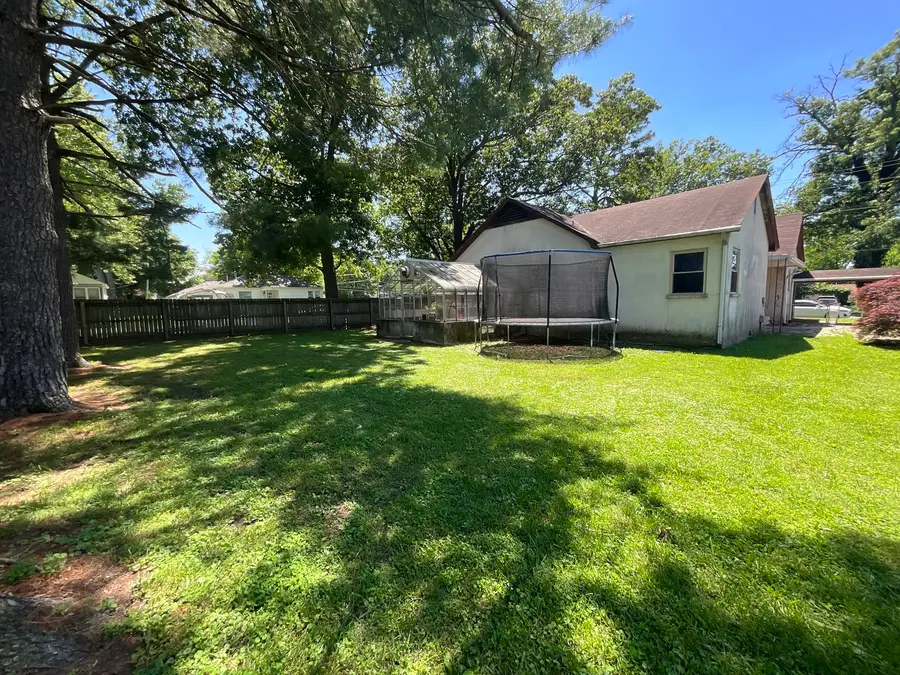 1125 S Maple Street, Centralia, IL 62801 - #3