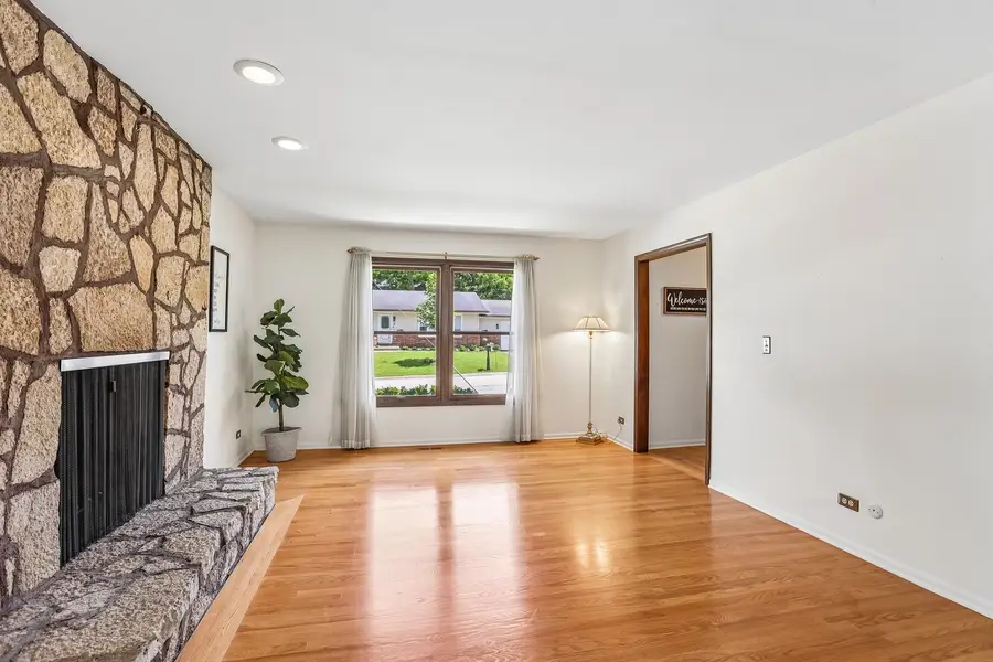 500 W Saint Charles Road, Lombard, IL 60148 - #2