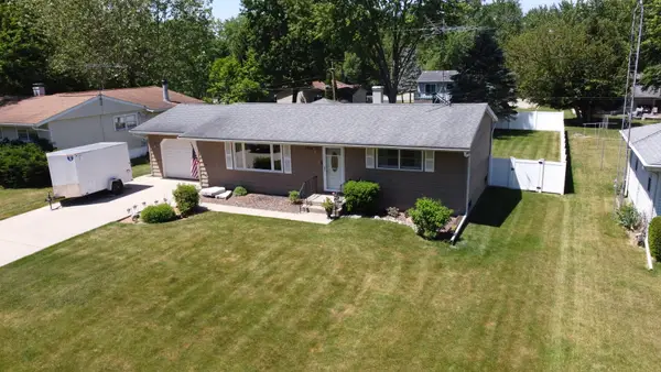 1705 N North Avenue, McHenry, IL 60050
