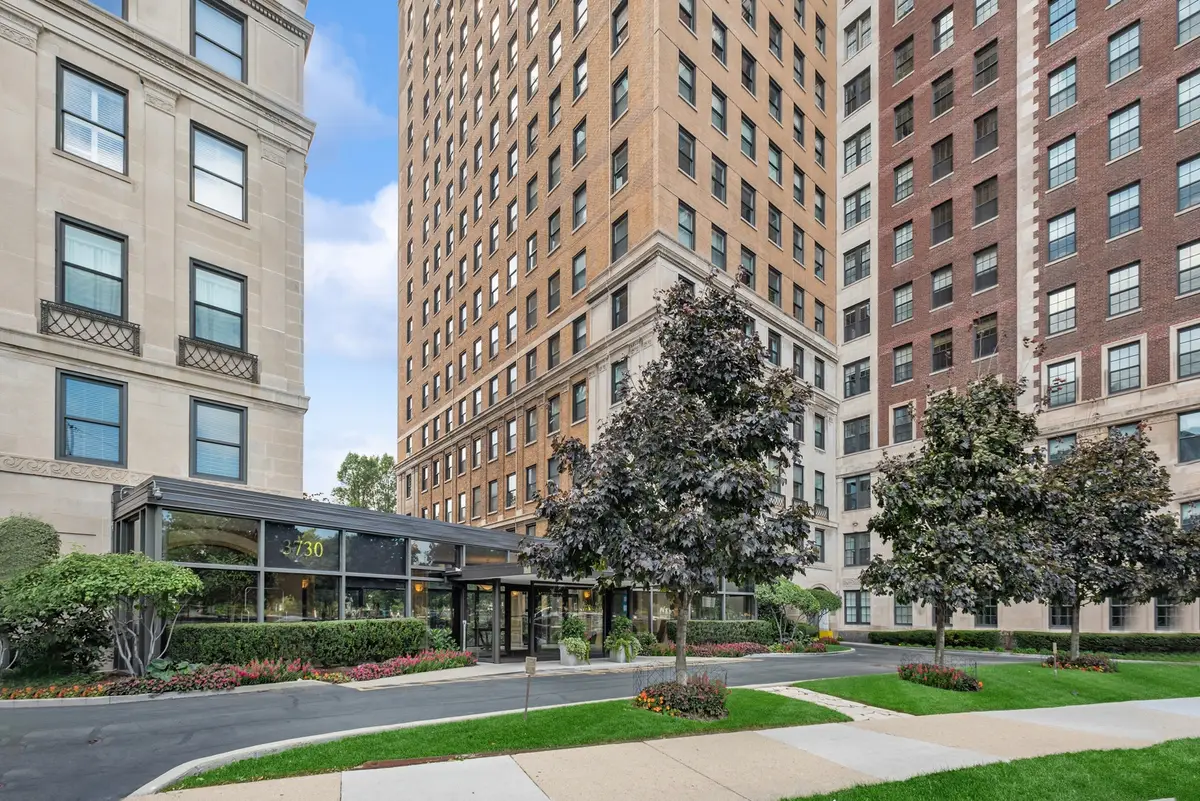 3740 N Lake Shore Drive #5A, Chicago, IL 60613 - #1