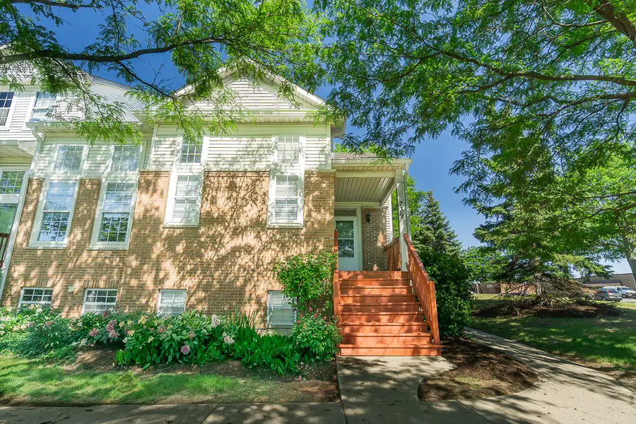 739 W Georgian Court, Addison, IL 60101 - #2