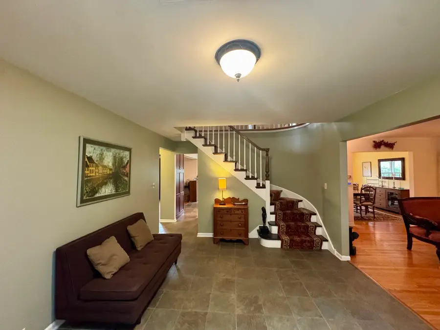 2736 Covert Road, Glenview, IL 60025 - #3
