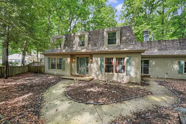 Address Withheld By Seller, Danville, IL 61832