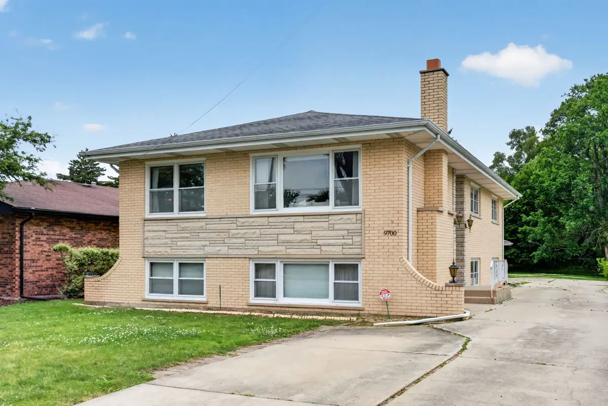 9700 W 58th Street, Countryside, IL 60525 - #1
