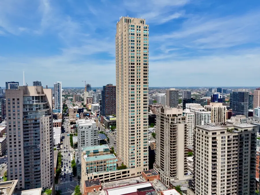 33 W Ontario Street #48A, Chicago, IL 60654 - #2