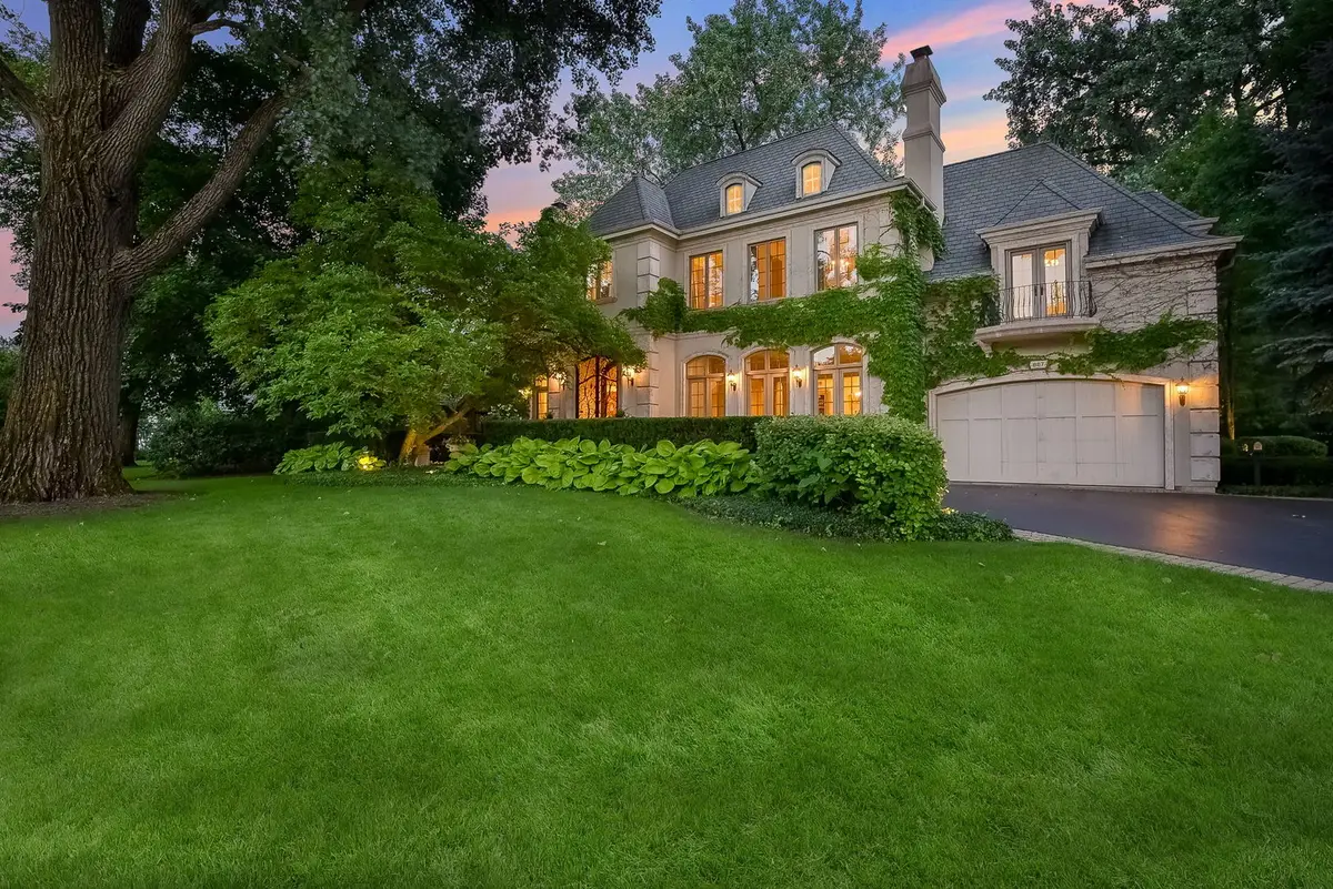 887 Crescent Boulevard, Glen Ellyn, IL 60137 - #1