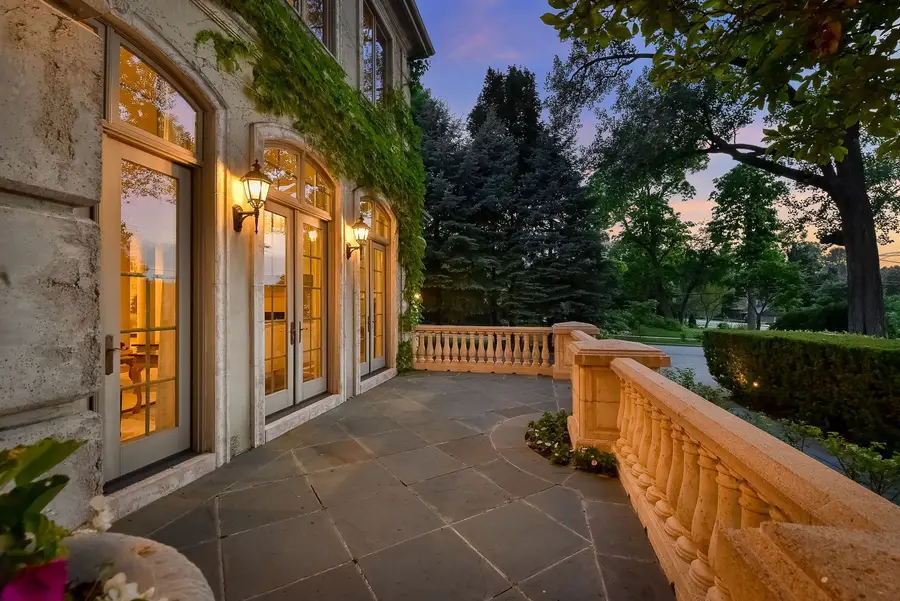 887 Crescent Boulevard, Glen Ellyn, IL 60137 - #3