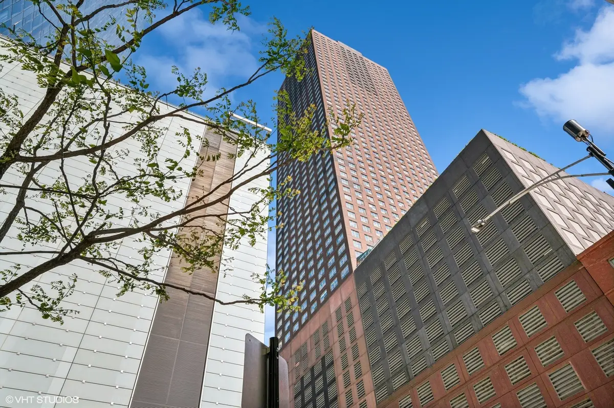 Address Withheld By Seller, Chicago, IL 60611 - #1