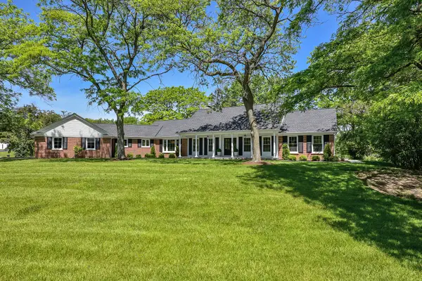 132 Halkirk Circle, Inverness, IL 60067