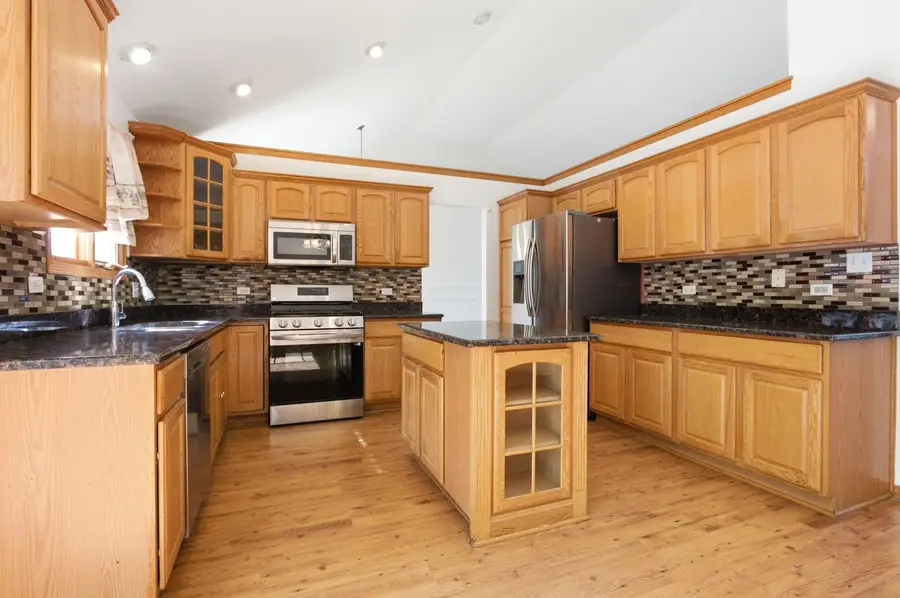301 Providence Drive, Matteson, IL 60443 - #2