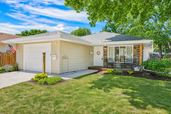 321 Ingleside Avenue, Aurora, IL 60506